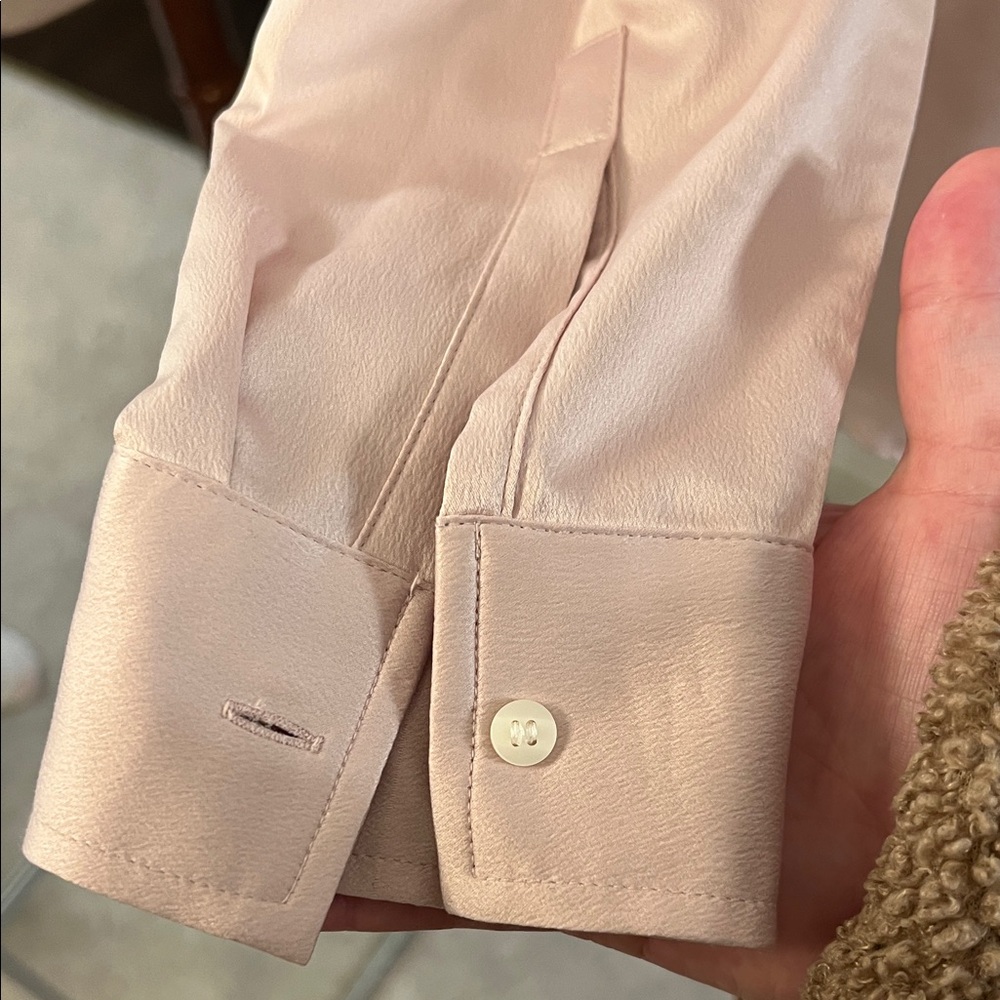 GAP Boyfriend Light Pink Long Sleeve Dress Shirt - Picture 6 of 7
